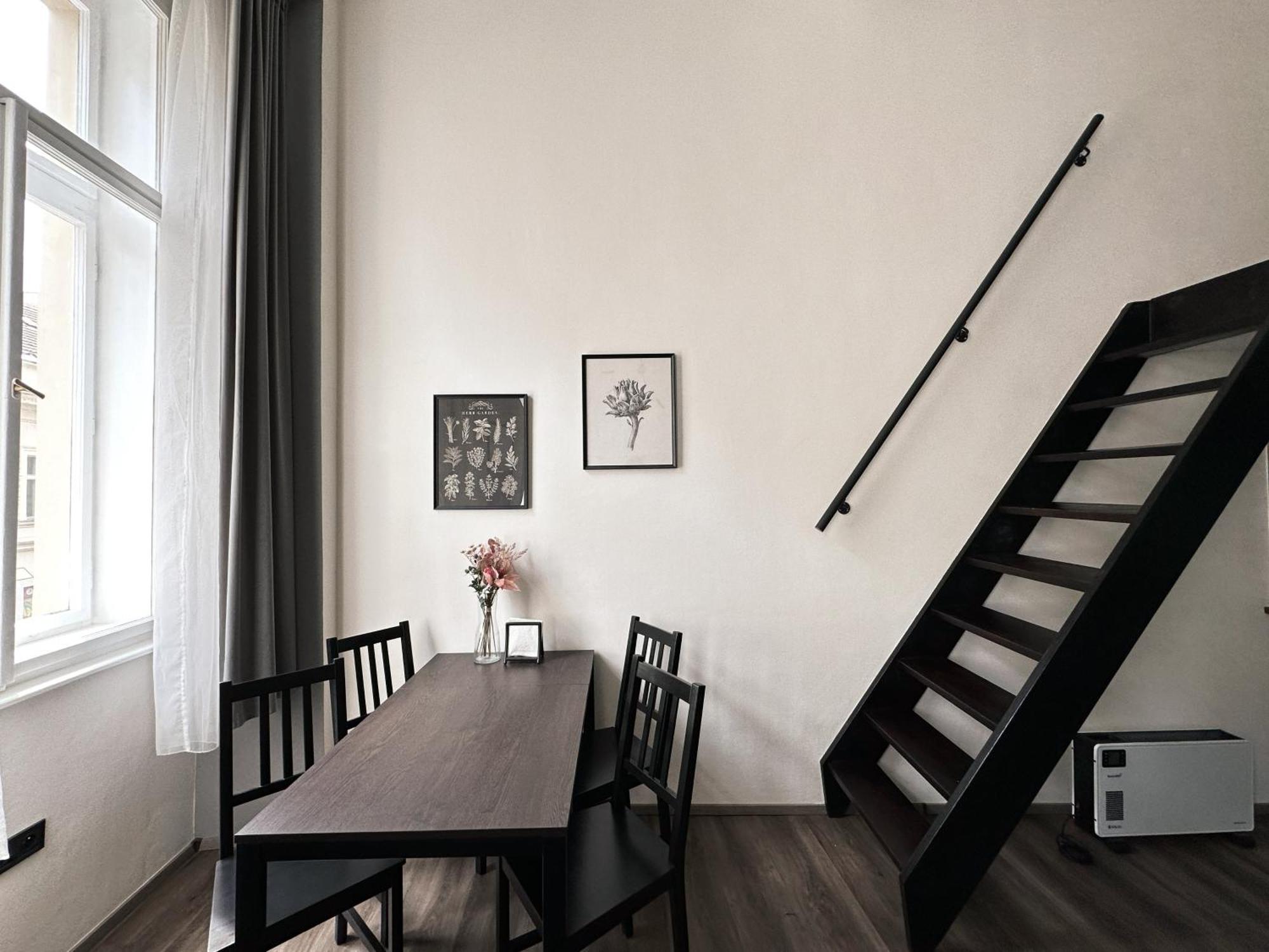 Contemporary Jindrisska Apartment Прага Екстер'єр фото